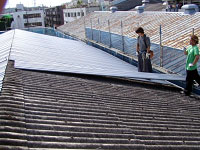 珪藻土 無垢材 自然素材リフォームの日吉プラス：屋根リフォーム施工中