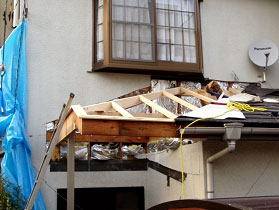 珪藻土 無垢材 自然素材リフォームの日吉プラス：屋根・外壁リフォーム　延長工事中