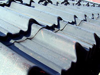 珪藻土 無垢材 自然素材リフォームの日吉プラス：屋根・外壁リフォーム前